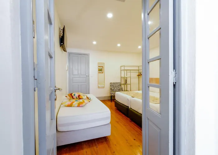 à Francos Painting Artist 2 Oporto