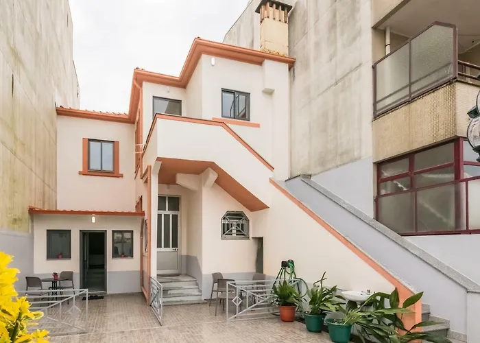 à Francos Painting Artist 2 *